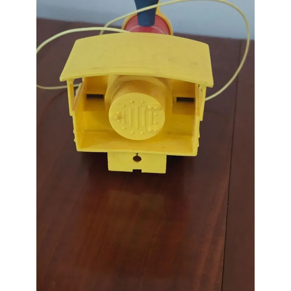 Vintage Fisher-Price Toot-Toot Locomotive Pull Toy #643 (1964)